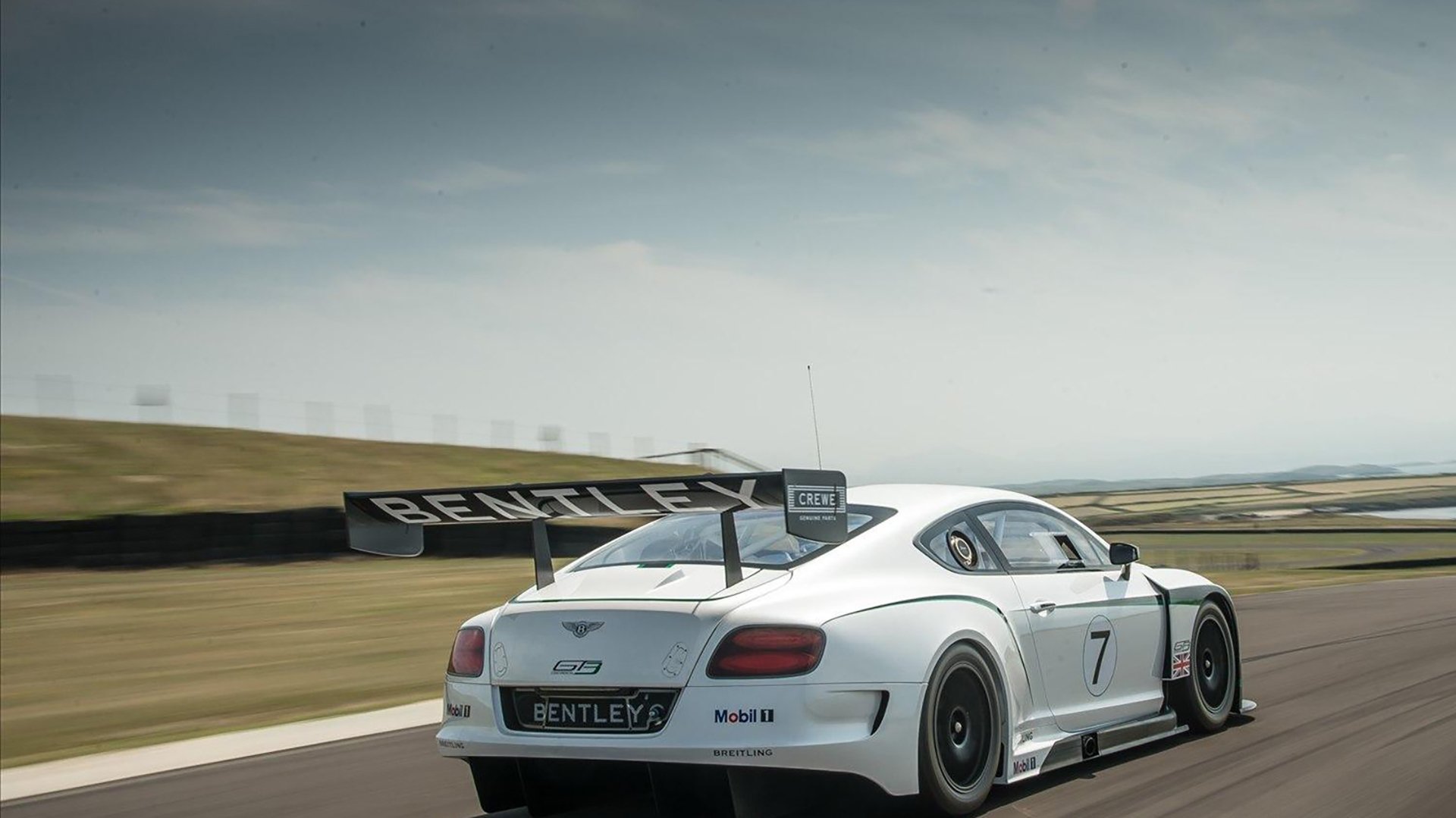 CBA球队科学训练体系日趋完善，cba训练篮球